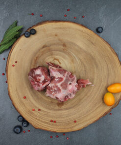 Bio Lammhals geschnitten